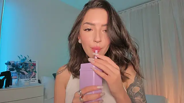 Oh My Dianee online show from October 2025 07:14:02 AM