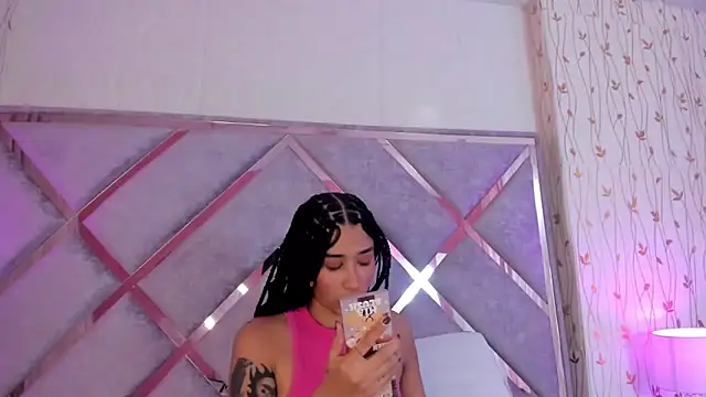  lanna jhonson  online show from March 2025 12:01:01 PM