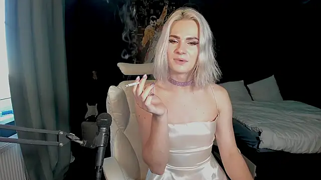 Snapshot of Milena_marshmalows chatting on December 2024 07:47:01 AM Milena marshmalows online show from December 2024 07:47:01 AM