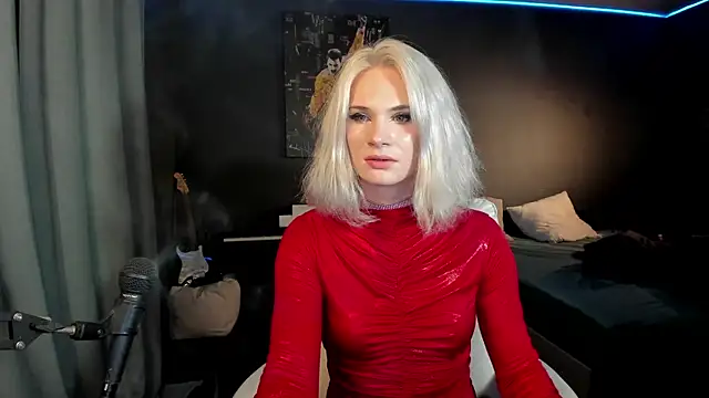 Snapshot of Milena_marshmalows chatting on February 2025 09:58:02 PM Milena marshmalows online show from February 2025 09:58:02 PM