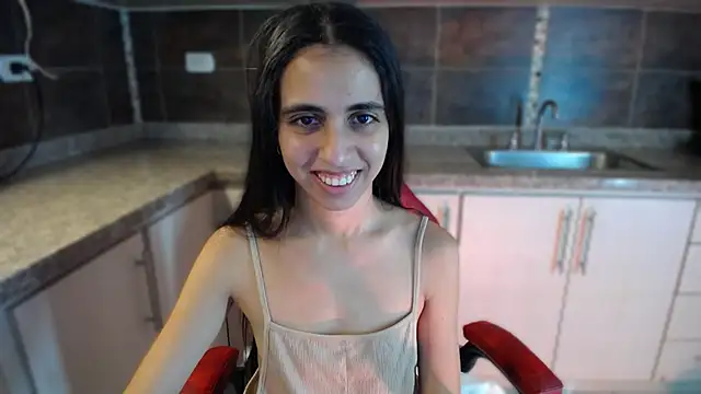 anna alvarez online show from October 2025 12:20:01 PM