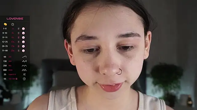 Snapshot of AislyEmbury chatting on February 2025 02:17:02 AM AislyEmbury online show from February 2025 02:17:02 AM