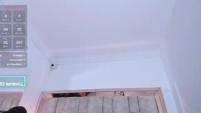 Snapshot of Oliviaa_Evans chatting on February 2025 06:28:01 AM Oliviaa Evans online show from February 2025 06:28:01 AM