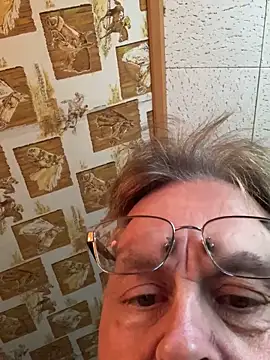 Tonybaloney1972 online show from May 2026 09:54:01 PM