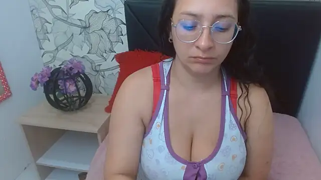 sarax ximena online show from June 2026 06:57:01 AM