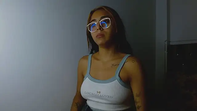 Snapshot of AntonellaAndNoah chatting on February 2025 03:14:02 AM AntonellaAndNoah online show from February 2025 03:14:02 AM