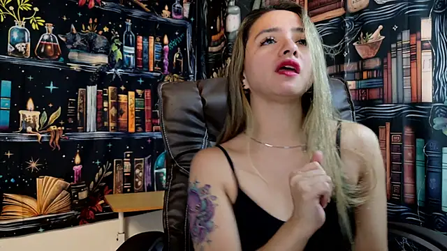 julietta   jackson online show from January 2025 07:24:01 PM