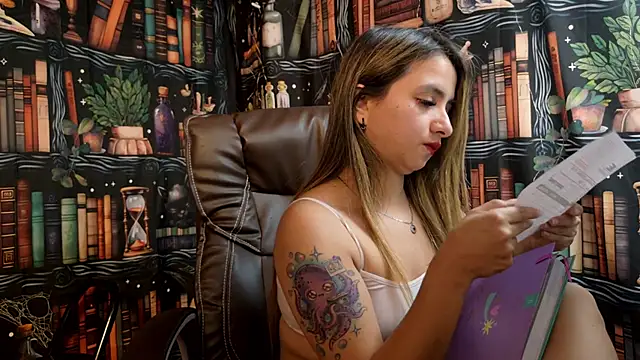 julietta   jackson online show from January 2025 09:04:02 PM