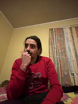 wolfwhite95 online show from February 2026 10:15:02 PM