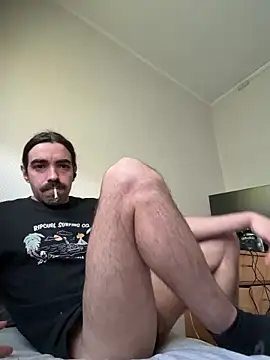 Snapshot of wolfwhite95 chatting on June 2026 09:05:02 PM wolfwhite95 online show from June 2026 09:05:02 PM