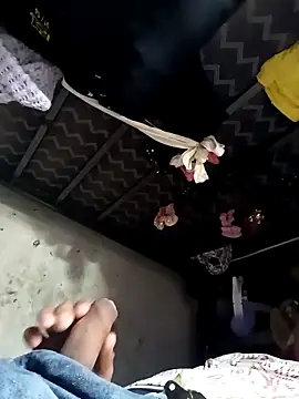 Snapshot of rayhot69 chatting on February 2025 05:30:01 PM rayhot69 online show from February 2025 05:30:01 PM