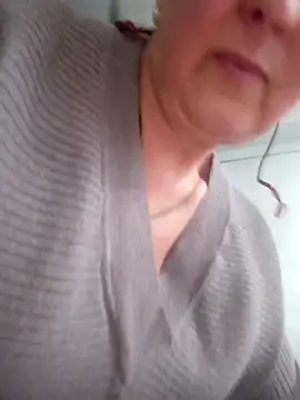 Snapshot of YourTenderness45 chatting on March 2025 03:31:02 PM YourTenderness45 online show from March 2025 03:31:02 PM