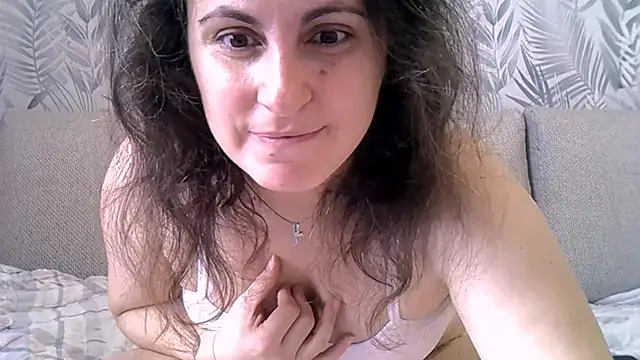 ShelaDiass online show from November 2025 05:50:02 AM