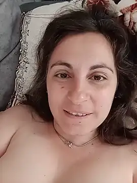 ShelaDiass online show from June 2026 12:48:01 AM