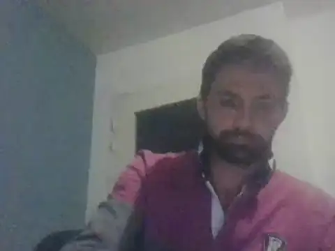 Snapshot of Romix2985 chatting on December 2024 05:00:01 PM Romix2985 online show from December 2024 05:00:01 PM