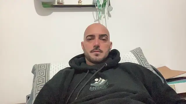 Snapshot of alessandromori91 chatting on December 2025 10:27:01 PM alessandromori91 online show from December 2025 10:27:01 PM