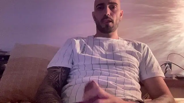 Snapshot of alessandromori91 chatting on February 2026 09:37:02 PM alessandromori91 online show from February 2026 09:37:02 PM