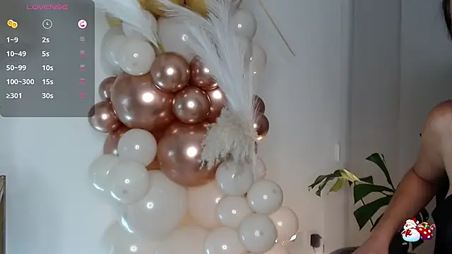 Snapshot of pauliCarter chatting on December 2025 04:06:02 AM pauliCarter online show from December 2025 04:06:02 AM