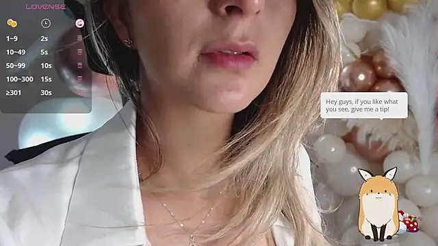 Snapshot of pauliCarter chatting on December 2025 03:12:03 AM pauliCarter online show from December 2025 03:12:03 AM