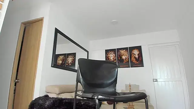 smit hot sr online show from December 2024 01:06:02 PM