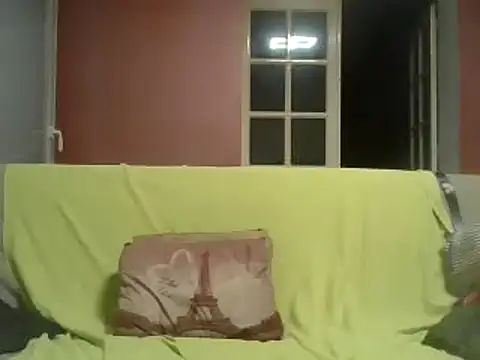 Snapshot of Vandeae44 chatting on January 2025 07:56:02 PM Vandeae44 online show from January 2025 07:56:02 PM