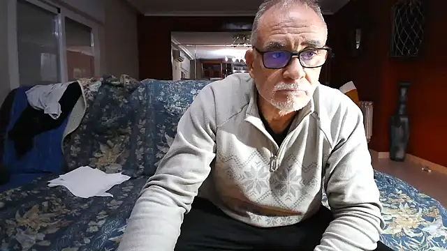 maduroguapo online show from January 2025 09:54:01 PM