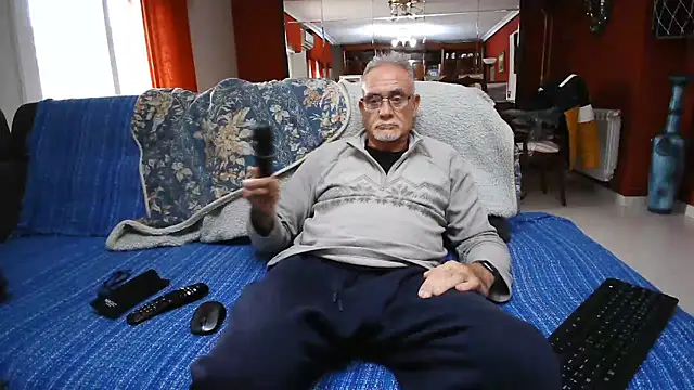 maduroguapo online show from March 2025 05:18:01 PM