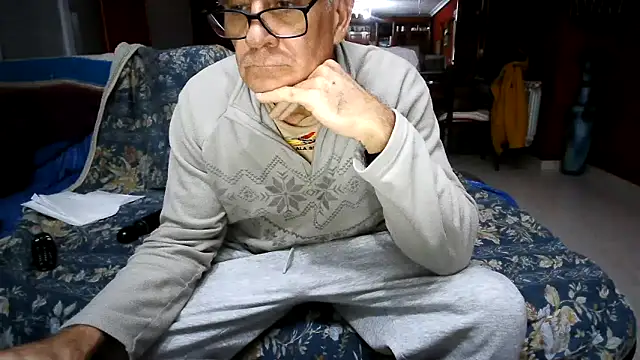 maduroguapo online show from February 2026 09:30:01 PM