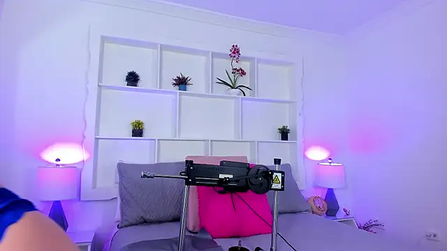 Jenifer Diaz online show from February 2025 12:55:02 PM