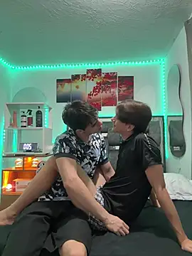 Alex and Fabian online show from April 2026 03:53:02 AM