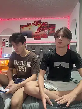Alex and Fabian online show from May 2026 01:32:02 AM