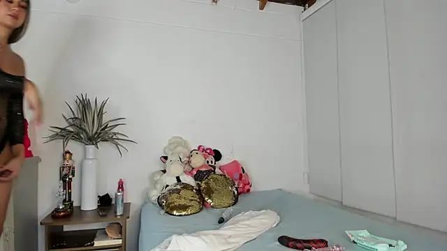 Snapshot of sahara_sweet00 chatting on February 2025 11:09:02 PM sahara sweet00 online show from February 2025 11:09:02 PM