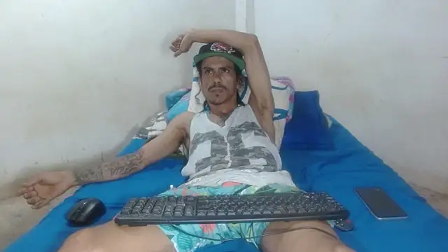 Snapshot of damian_bottom_bigcock chatting on October 2025 11:17:02 PM damian bottom bigcock online show from October 2025 11:17:02 PM