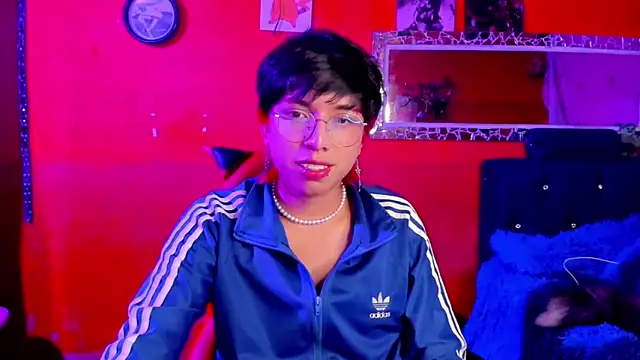 AnggelONfiree online show from February 2025 05:01:01 AM