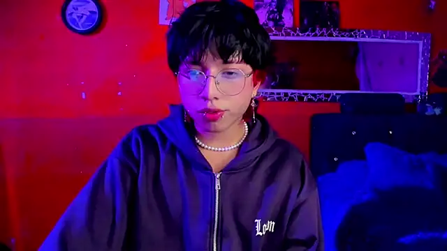 AnggelONfiree online show from February 2025 05:12:02 AM