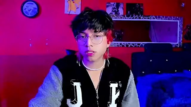 AnggelONfiree online show from March 2025 05:53:01 AM