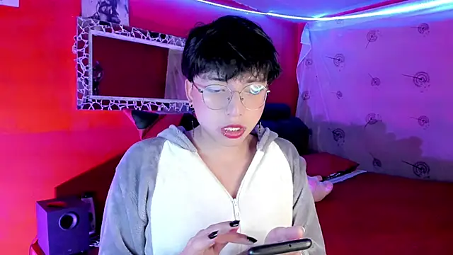 AnggelONfiree online show from September 2025 12:48:02 AM