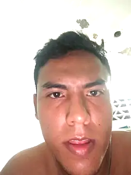 Snapshot of MagicMike009 chatting on April 2026 11:33:02 PM MagicMike009 online show from April 2026 11:33:02 PM