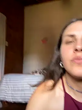 Snapshot of isadelasestrellas chatting on November 2025 05:55:02 PM isadelasestrellas online show from November 2025 05:55:02 PM