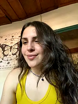 Snapshot of isadelasestrellas chatting on November 2025 06:54:01 PM isadelasestrellas online show from November 2025 06:54:01 PM