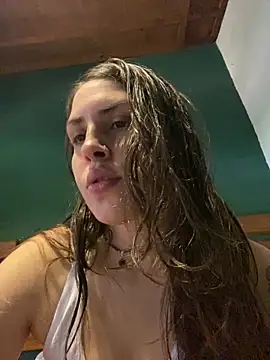 Snapshot of isadelasestrellas chatting on December 2025 08:48:01 PM isadelasestrellas online show from December 2025 08:48:01 PM