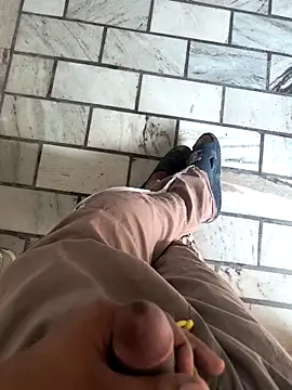 Snapshot of yaradayar chatting on April 2026 03:17:01 AM yaradayar online show from April 2026 03:17:01 AM