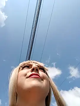 madelaine- online show from December 2024 07:36:01 PM