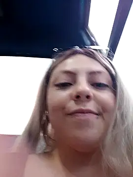 madelaine- online show from December 2024 10:34:02 PM