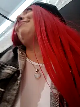 madelaine- online show from December 2024 10:23:02 PM