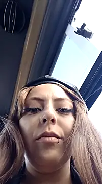 madelaine- online show from January 2025 09:51:02 PM