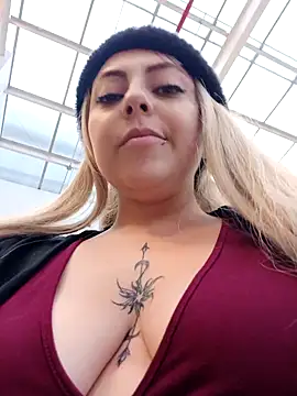 madelaine- online show from January 2025 10:41:02 PM