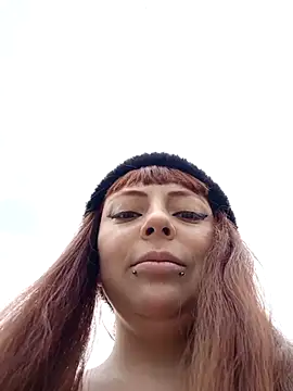 madelaine- online show from February 2025 06:43:02 PM