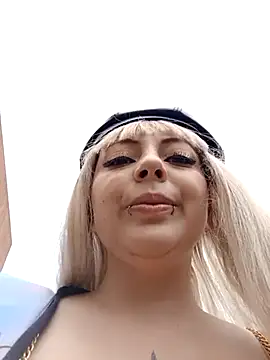 madelaine- online show from March 2025 07:12:01 PM