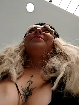 madelaine- online show from March 2025 06:01:01 PM